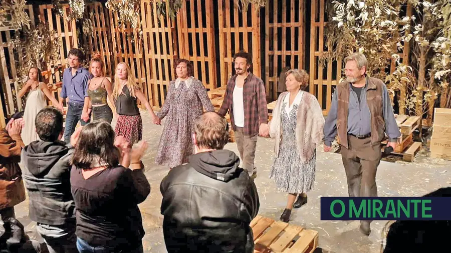 Teatro militante de Alves Redol e do grupo Cegada em Alverca Teatro militante de Alves Redol e do grupo Cegada em Alverca