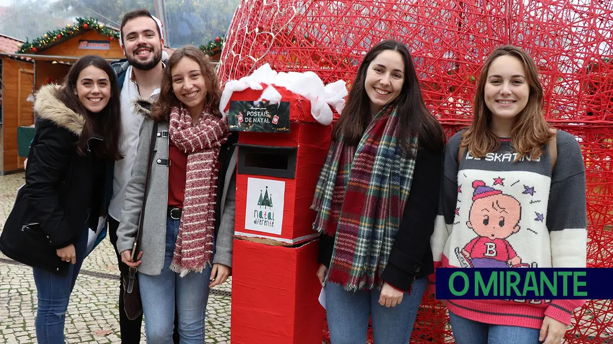 Estudantes de Medicina recebem mensagens de Natal em Santarém