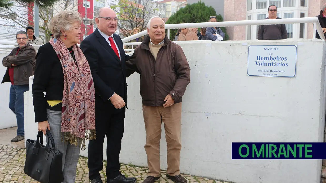 Avenida em Vila Franca de Xira 'rebatizada' para homenagear bombeiros