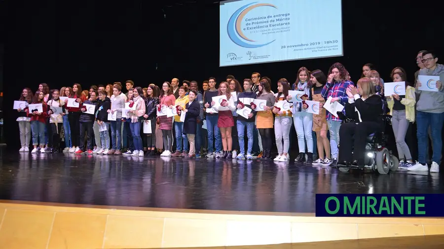Meia centena de alunos distinguidos em Vila Franca de Xira Meia centena de alunos distinguidos em Vila Franca de Xira