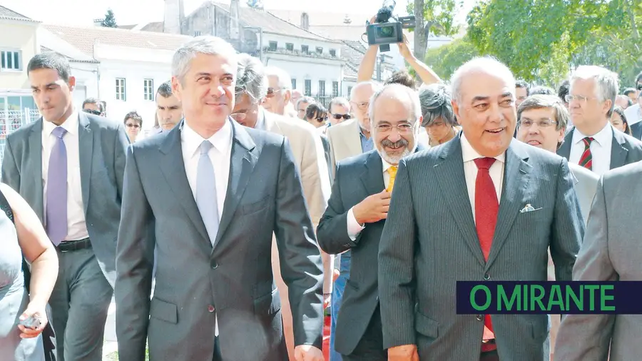 Os que gostam de José Sócrates e os que o odeiam Os que gostam de José Sócrates e os que o odeiam