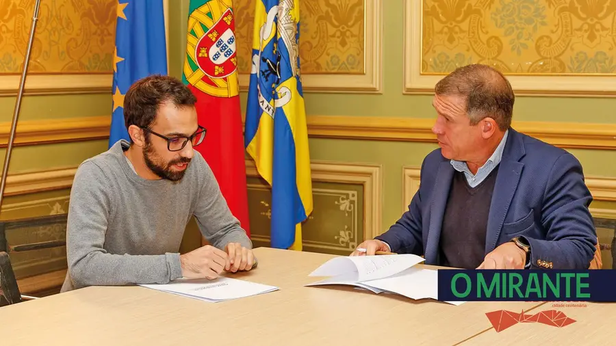 Câmara de Abrantes ajuda empresa a pagar salários Câmara de Abrantes ajuda empresa a pagar salários