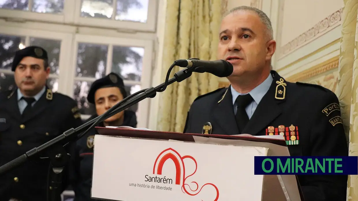 Condecorações no 189.º aniversário dos Bombeiros Municipais de Santarém