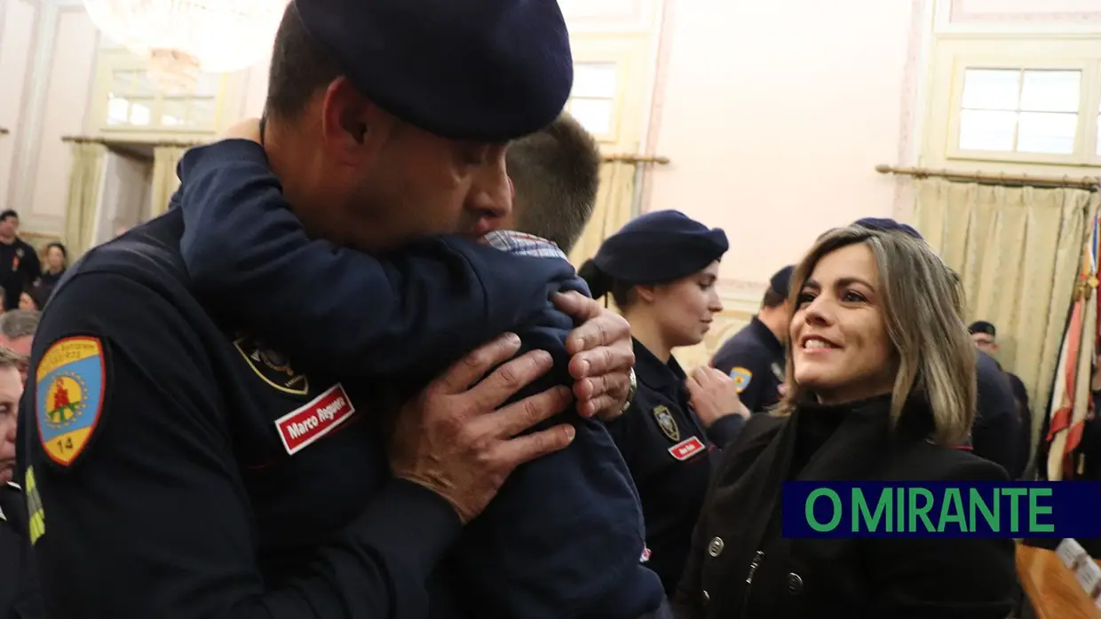 Condecorações no 189.º aniversário dos Bombeiros Municipais de Santarém