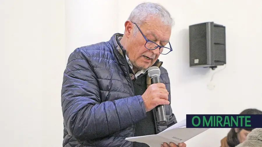 Aterro de Azambuja põe vizinhança em debandada e a vender as suas casas Aterro de Azambuja põe vizinhança em debandada e a vender as suas casas