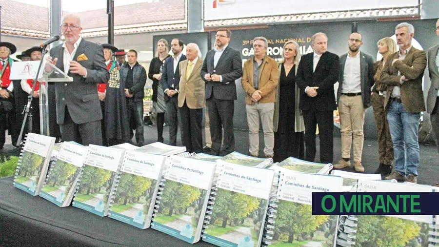 Caminho de Santiago atinge novo recorde de peregrinos com contribuição portuguesa