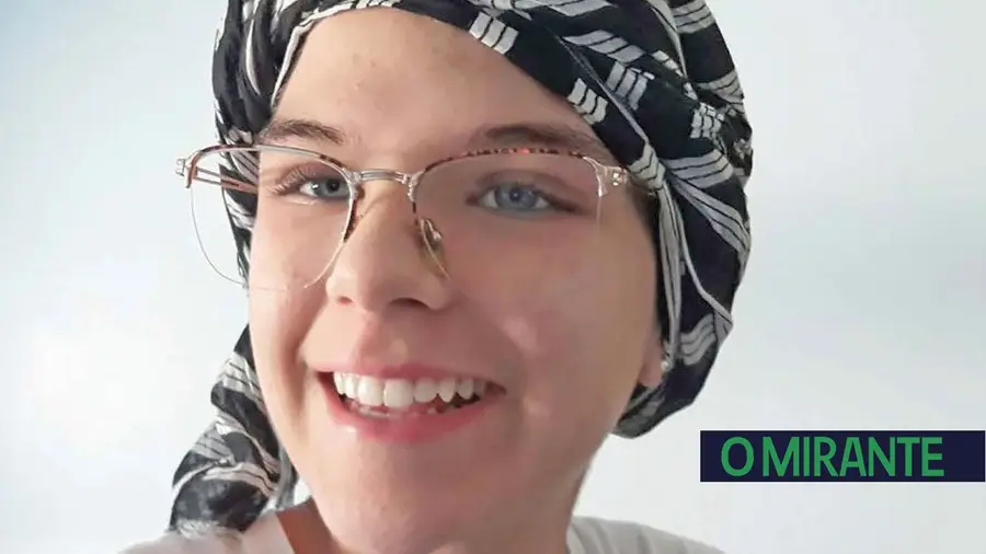 Morreu a menina do Cartaxo que sofria de leucemia Morreu a menina do Cartaxo que sofria de leucemia