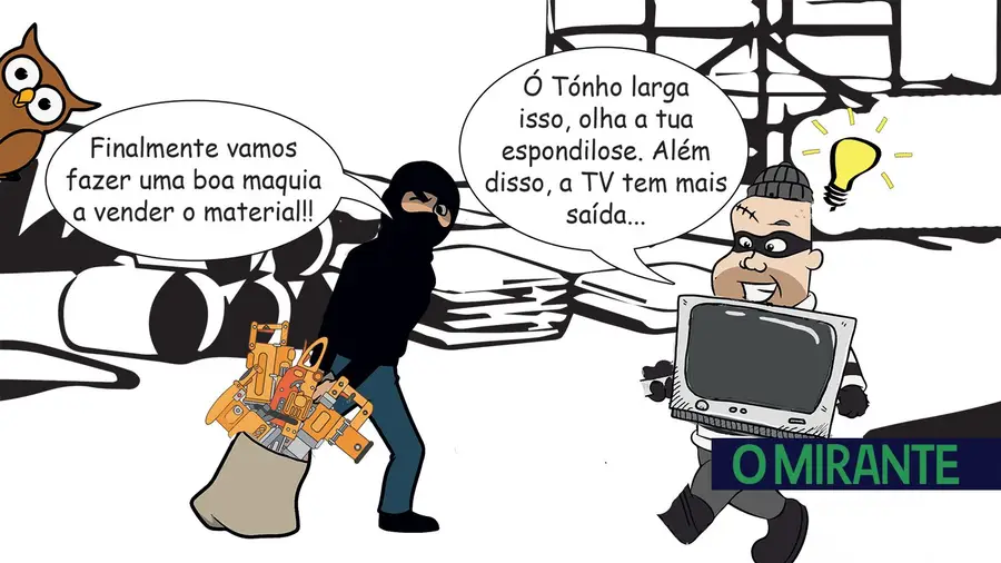 Ladrões acabam com entretenimento dos funcionários da Câmara de Almeirim Ladrões acabam com entretenimento dos funcionários da Câmara de Almeirim