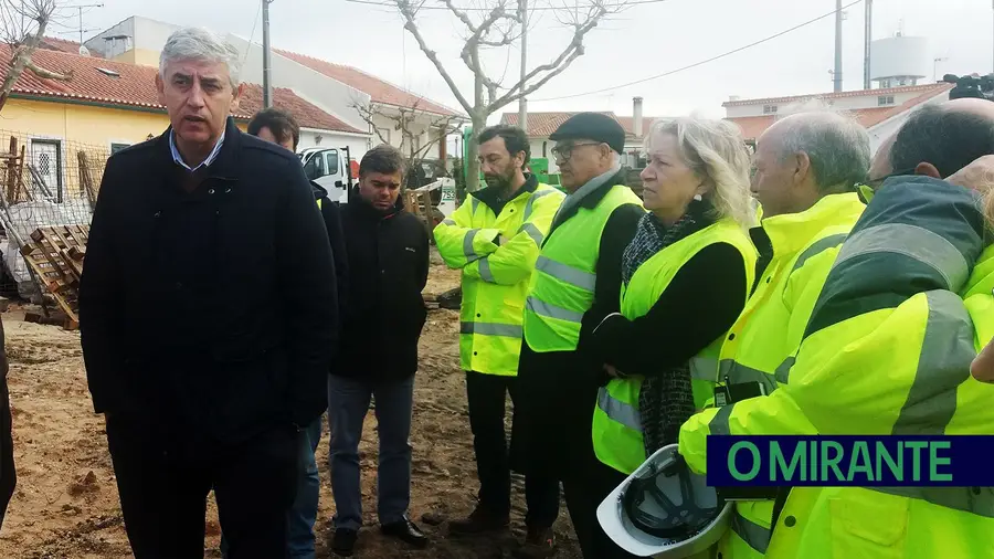 Executivo de Ourém visita obras em curso no concelho