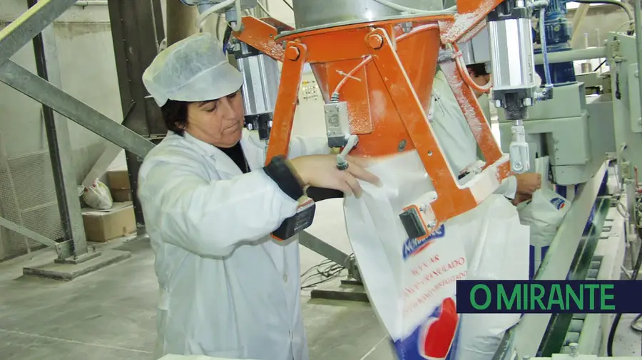 Quatro dos 99 trabalhadores da extinta DAI contestam valor das indemnizações Quatro dos 99 trabalhadores da extinta DAI contestam valor das indemnizações