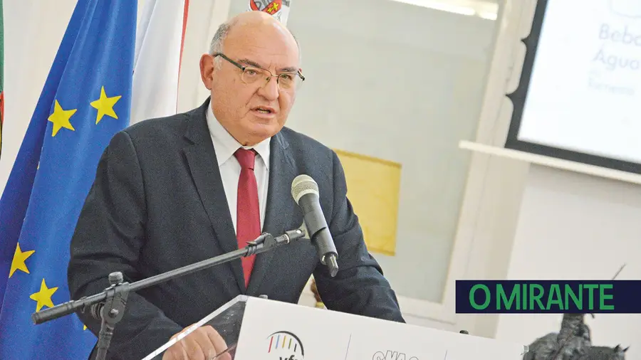 Vila Franca de Xira vai falhar meta imposta para revisão do PDM Vila Franca de Xira vai falhar meta imposta para revisão do PDM