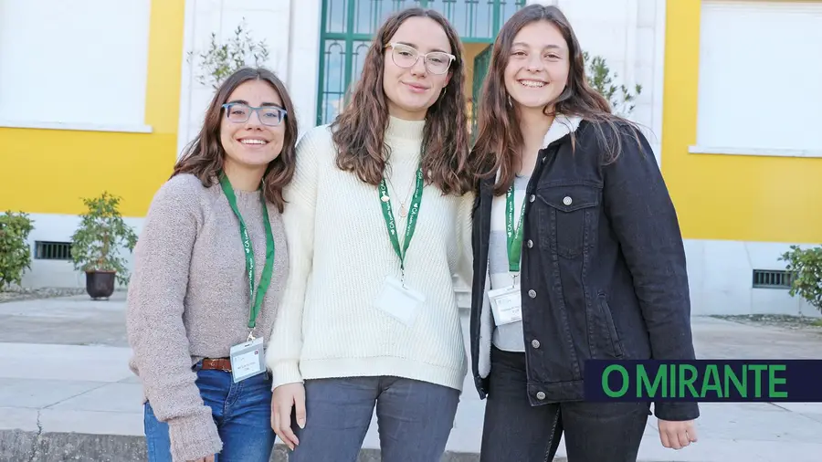 Jovens estudantes querem ajudar a mudar o mundo