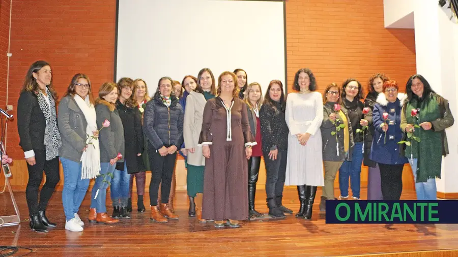 Mulheres socialistas de Azambuja desafiam o poder dos homens na política Mulheres socialistas de Azambuja desafiam o poder dos homens na política