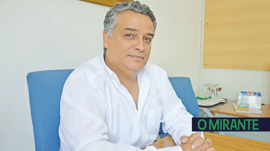Negócios do presidente do CBEI são tema de crónica no site do Bloco de Esquerda Negócios do presidente do CBEI são tema de crónica no site do Bloco de Esquerda