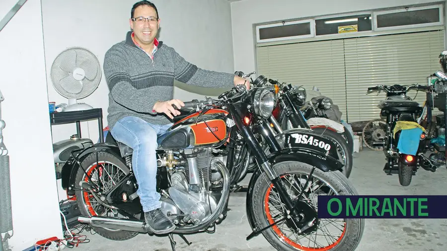 PSP reclamou moto que já só tem quatro peças e não lhe pertence há 46 anos PSP reclamou moto que já só tem quatro peças e não lhe pertence há 46 anos