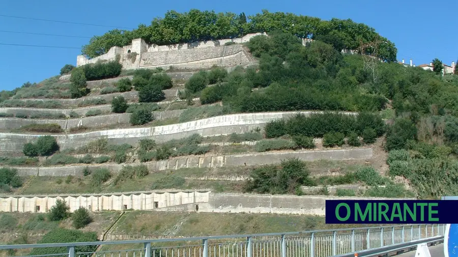 Governo autoriza obras na encosta das Portas do Sol Governo autoriza obras na encosta das Portas do Sol