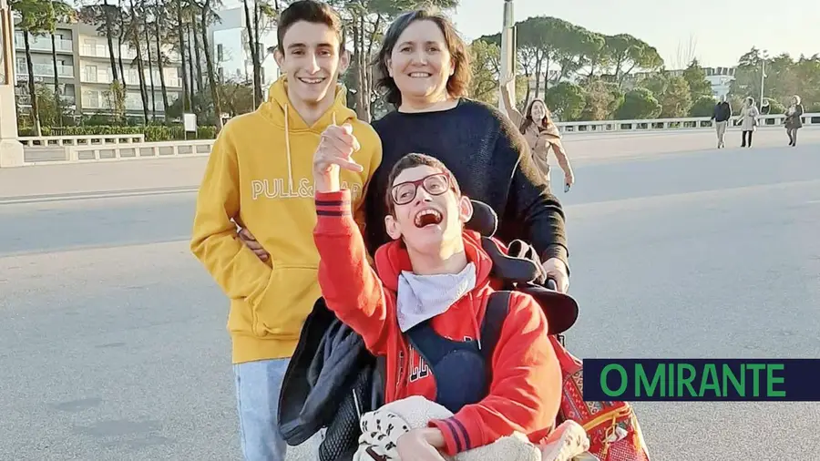 Onda de solidariedade ajuda a melhorar a vida de jovem com paralisia cerebral Onda de solidariedade ajuda a melhorar a vida de jovem com paralisia cerebral
