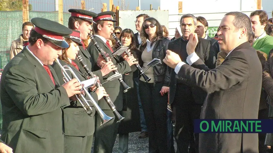O lançamento da primeira pedra O lançamento da primeira pedra