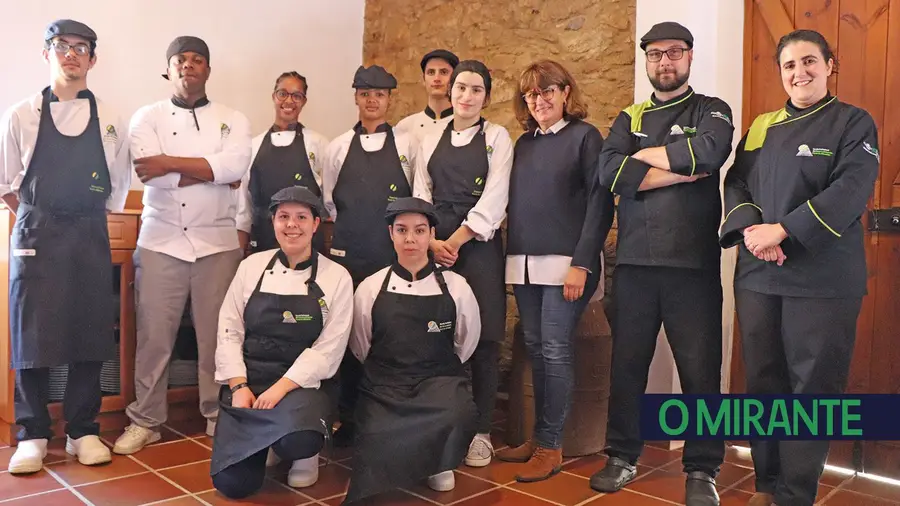 Os alunos do curso de técnico de cozinha e pastelaria