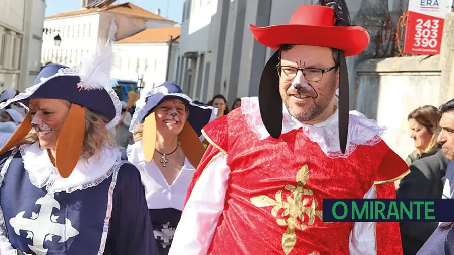 A vida são dois dias e o Carnaval são três...