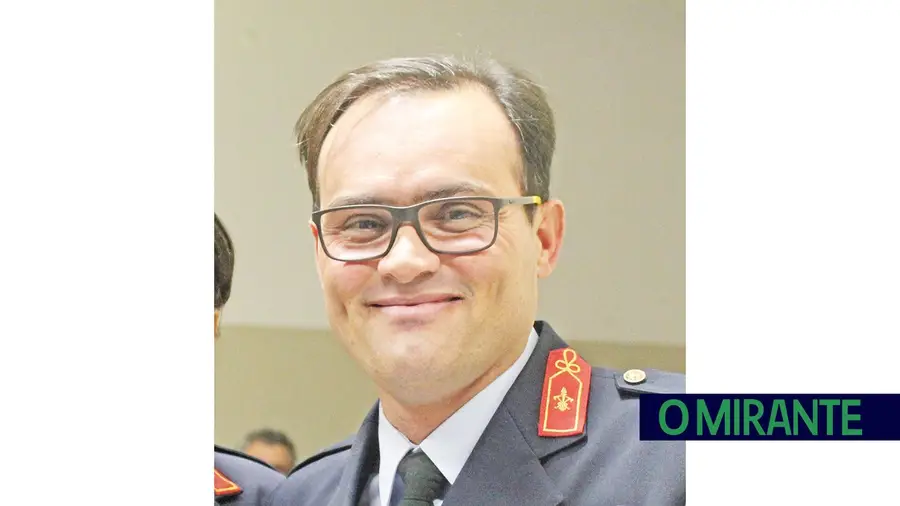 Álcool, atestados falsos e pagamentos ilegais fazem dos Bombeiros de Coruche um caso de polícia Álcool, atestados falsos e pagamentos ilegais fazem dos Bombeiros de Coruche um caso de polícia