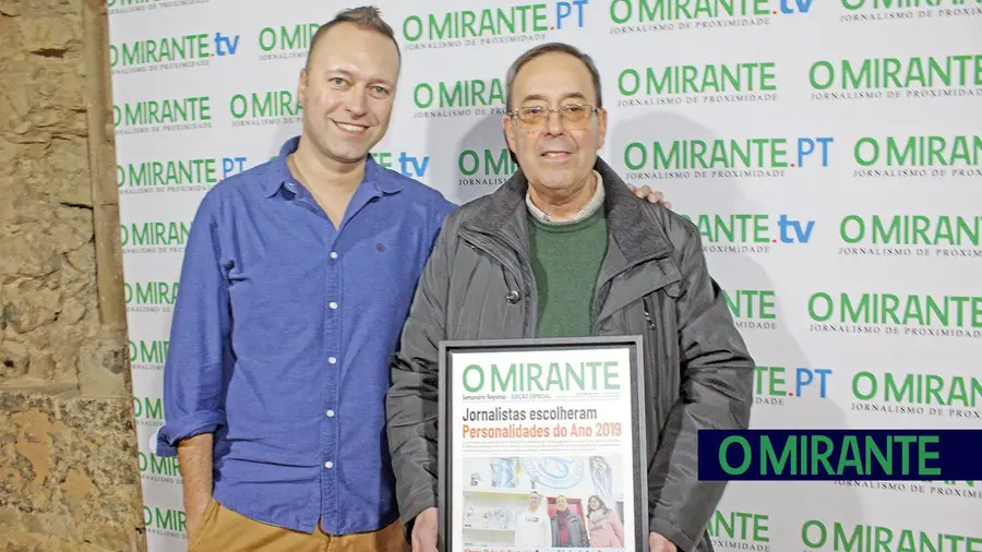 O ressurgimento do presidente do Vitória após um longo período de doença O ressurgimento do presidente do Vitória após um longo período de doença