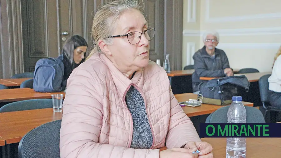 Família despejada pelo tribunal quer que Câmara de Benavente lhe arranje casa Família despejada pelo tribunal quer que Câmara de Benavente lhe arranje casa