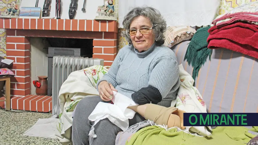 Bordadeiras da Glória do Ribatejo fazem arte que merece ser património Bordadeiras da Glória do Ribatejo fazem arte que merece ser património