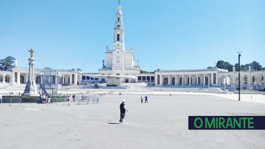 Santuário de Fátima sem peregrinos e hotéis vazios