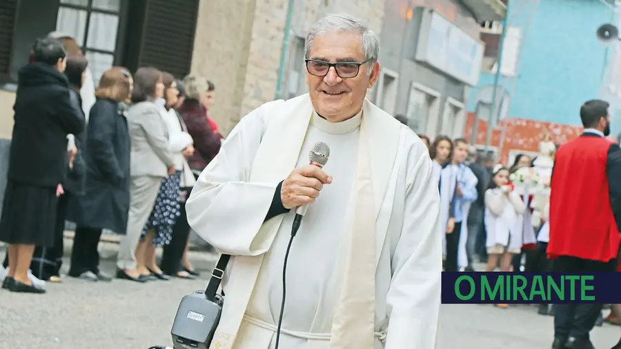 Padre António Pereira sentiu na pele o que é a Covid-19 Padre António Pereira sentiu na pele o que é a Covid-19