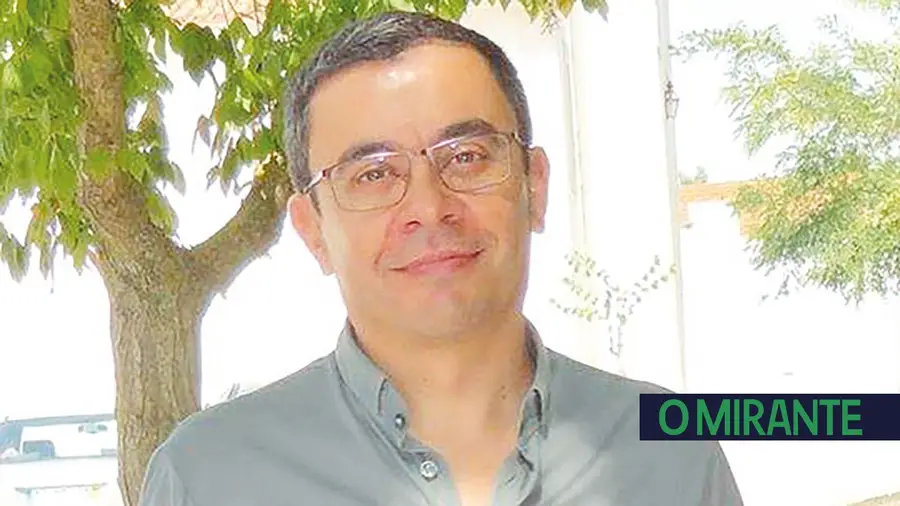 Padre da Golegã diz que não tem cão mas vai rezar pelo presidente da câmara Padre da Golegã diz que não tem cão mas vai rezar pelo presidente da câmara