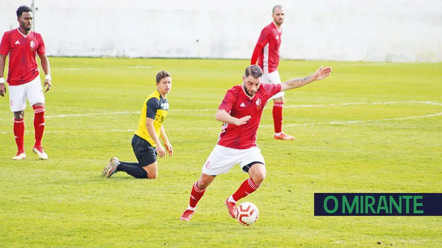U. Santarém, Fátima e Alverca mantêm-se no Campeonato de Portugal da próxima época U. Santarém, Fátima e Alverca mantêm-se no Campeonato de Portugal da próxima época