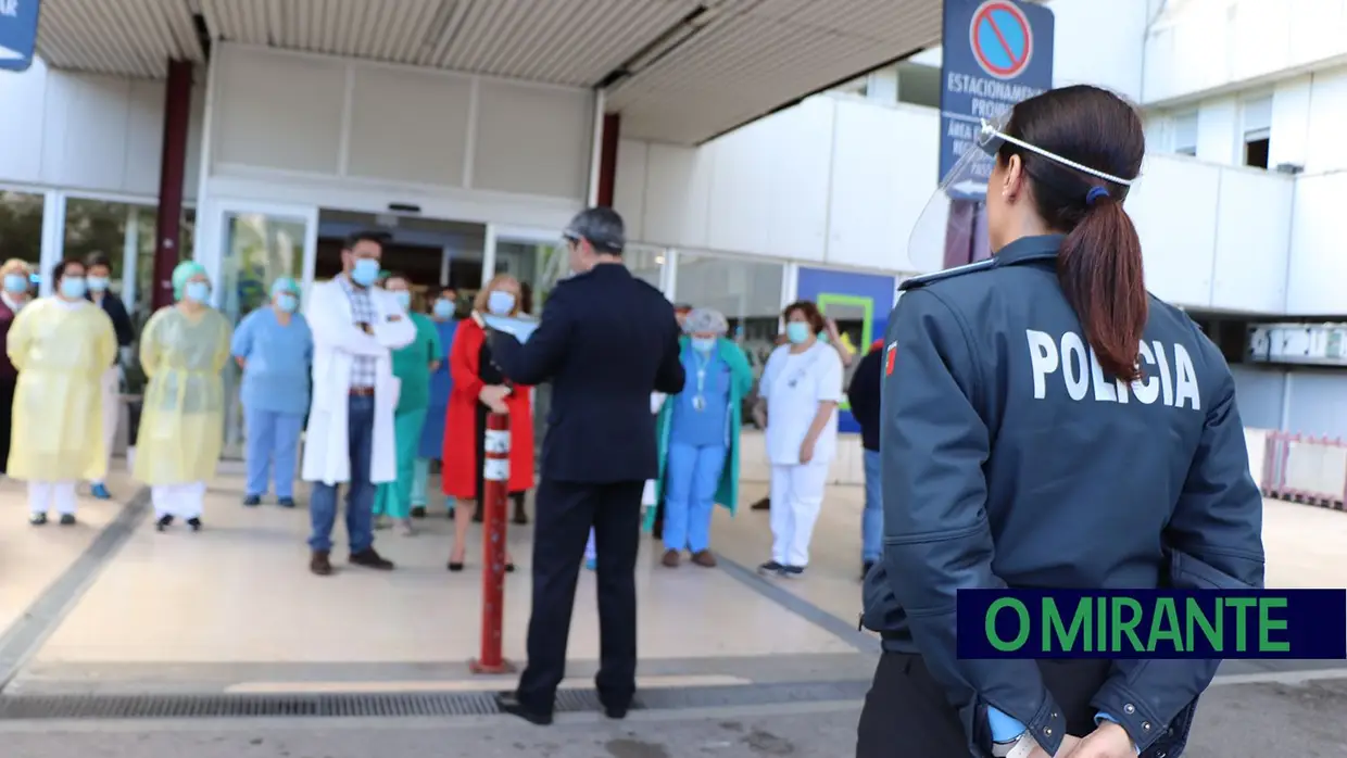 Homenagem aos profissionais de saúde do Hospital de Santarém