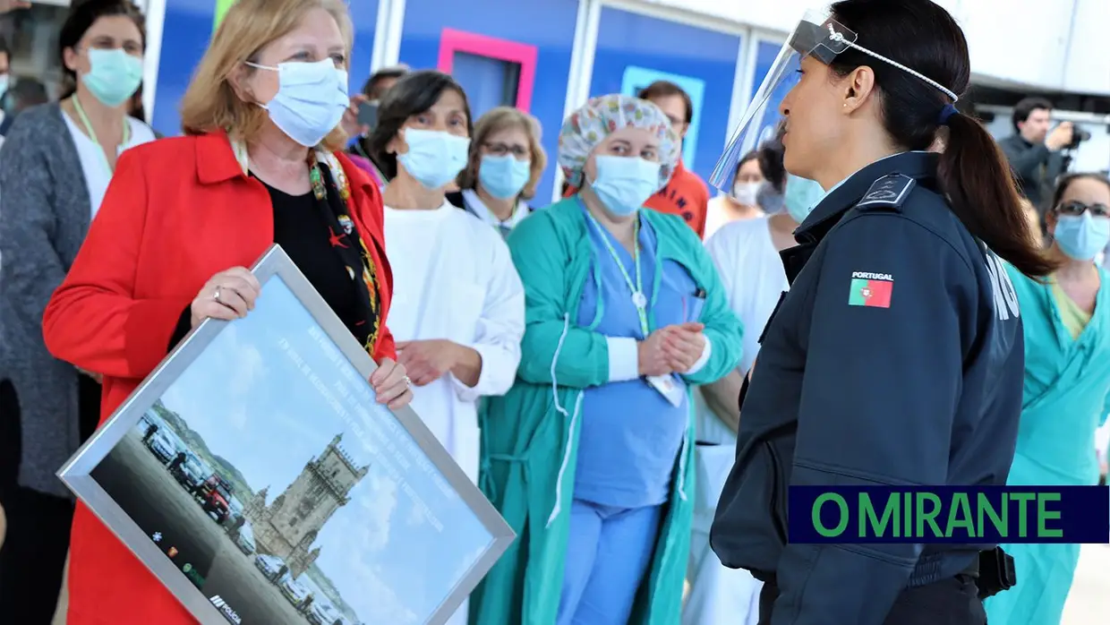 Homenagem aos profissionais de saúde do Hospital de Santarém