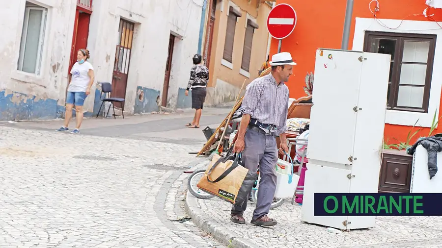 Ocupações ilegais em Santarém resolvidas sem necessidade de recurso à força Ocupações ilegais em Santarém resolvidas sem necessidade de recurso à força