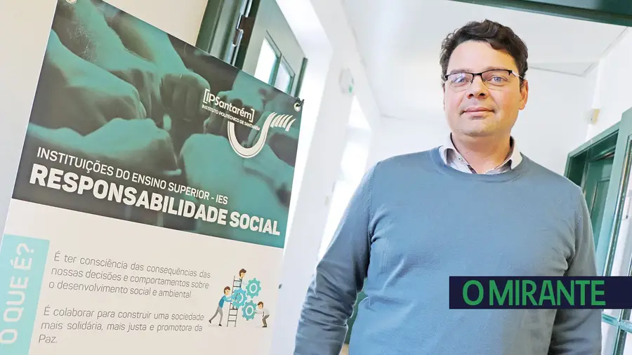 Politécnico de Santarém: qualificar e transferir conhecimento para a região Politécnico de Santarém: qualificar e transferir conhecimento para a região