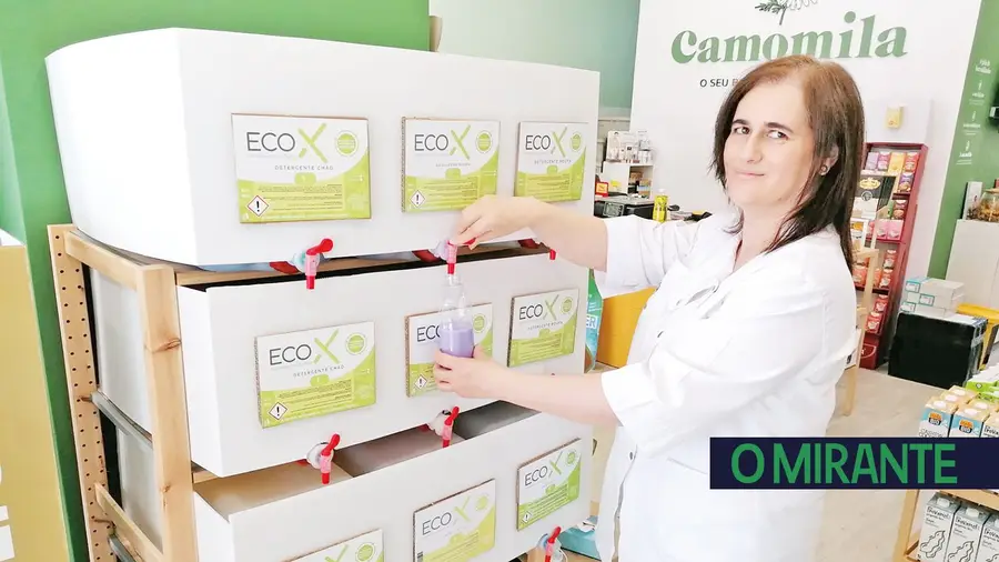 Detergentes ecológicos a granel Ecox à venda na Camomila em Santarém Detergentes ecológicos a granel Ecox à venda na Camomila em Santarém