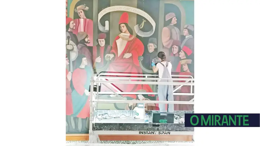Descoberto tesouro artístico no Tribunal de Torres Novas Descoberto tesouro artístico no Tribunal de Torres Novas