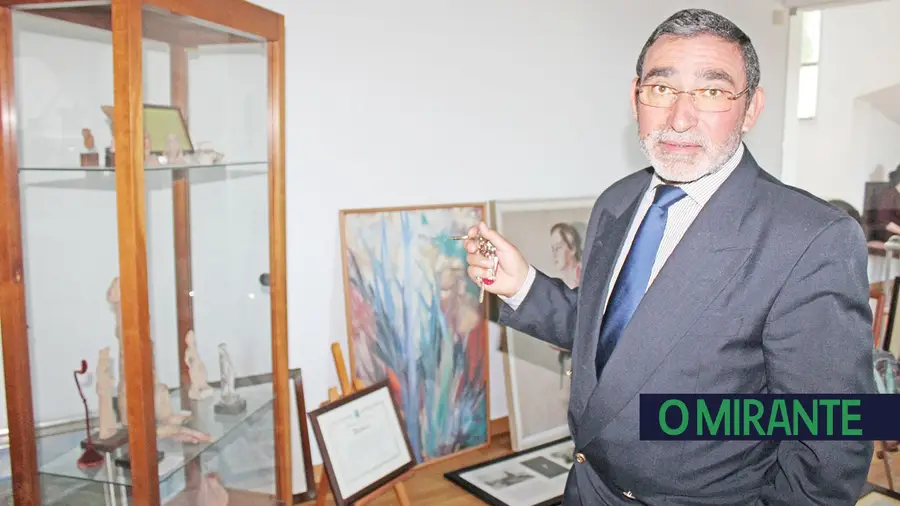 Alteração de estatutos da Associação da Casa-Memória de Camões em tribunal Alteração de estatutos da Associação da Casa-Memória de Camões em tribunal