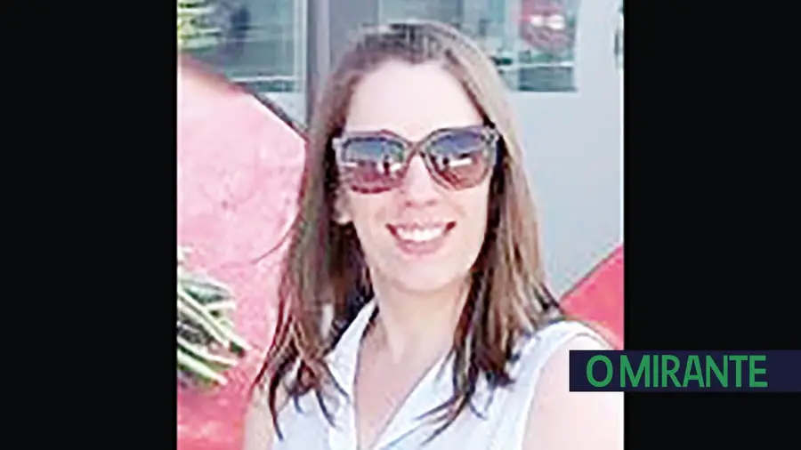 Cláudia Oliveira Cláudia Oliveira