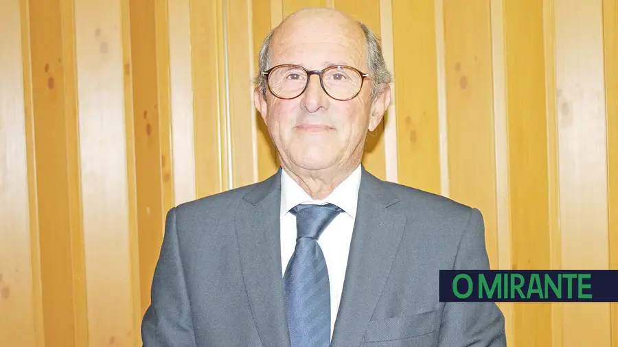Luís de Sousa arrependido de ter assumido competências na educação Luís de Sousa arrependido de ter assumido competências na educação