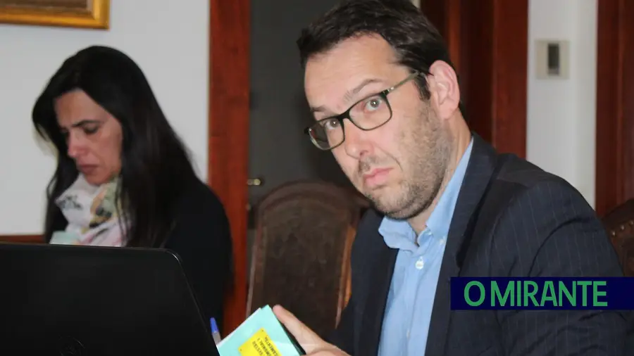 PS escolhe Hugo Santarém para cabeça de lista à Câmara de Alcanena PS escolhe Hugo Santarém para cabeça de lista à Câmara de Alcanena