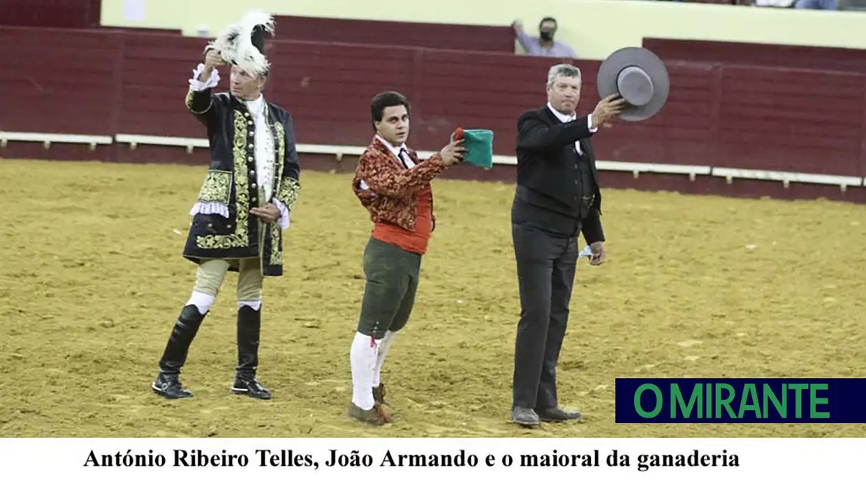 Corrida de toiros no Campo Pequeno em noite de homenagens