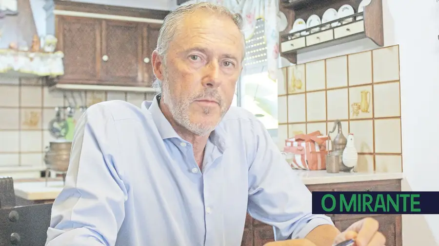 Carlos Jorge Pereira conta porque deixou vice-presidência da Câmara de Alpiarça Carlos Jorge Pereira conta porque deixou vice-presidência da Câmara de Alpiarça