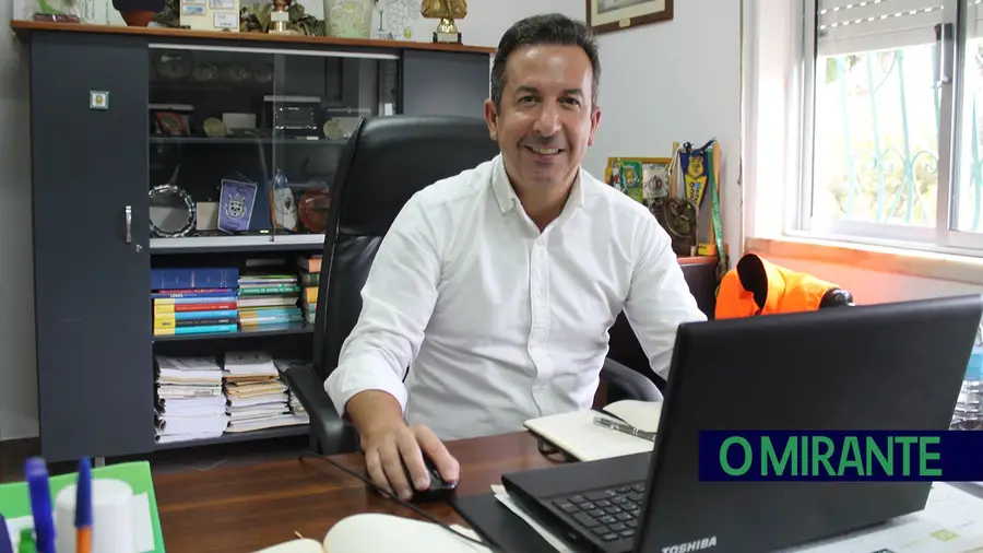 Miguel Alves governa a Junta do Sardoal e faz frente ao presidente da câmara Miguel Alves governa a Junta do Sardoal e faz frente ao presidente da câmara