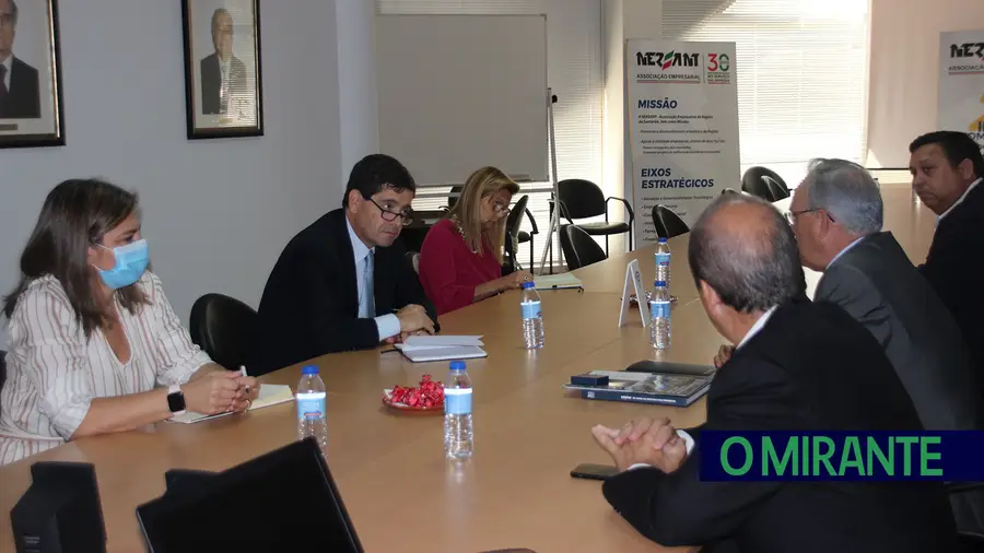 Presidente do Novo Banco visita Nersant para conhecer realidade empresarial da região