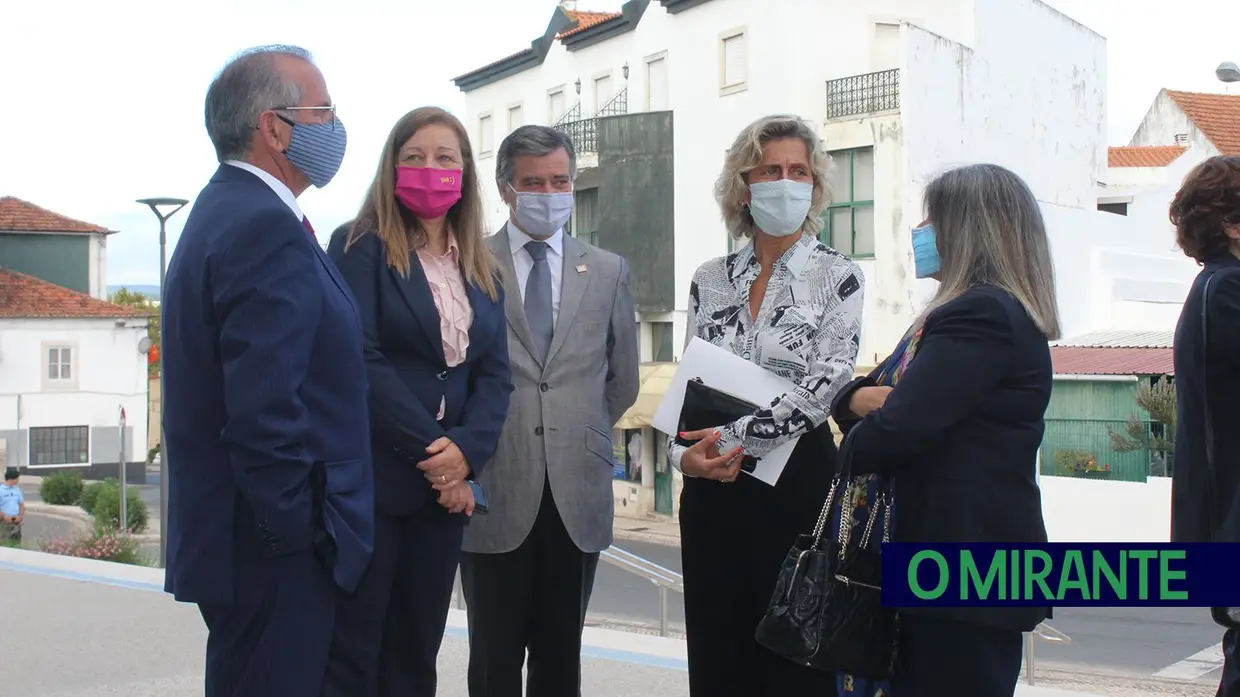 Inauguração do renovado Mercado Municipal de Alcanena António Galveias Dias