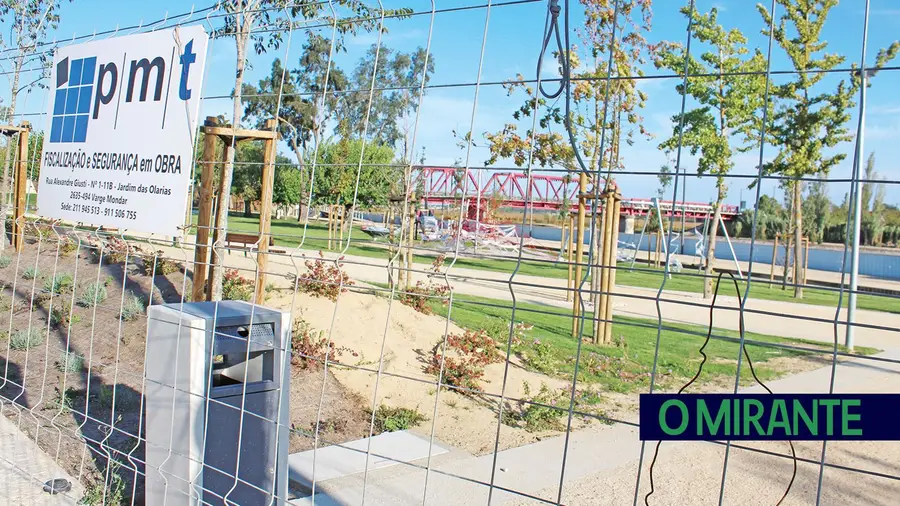 Obras na Câmara de Coruche com novo projecto e concurso público Obras na Câmara de Coruche com novo projecto e concurso público