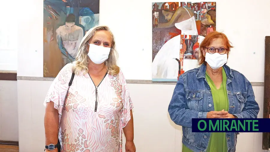 Pinturas de Fernanda Narciso em exposição em Santarém