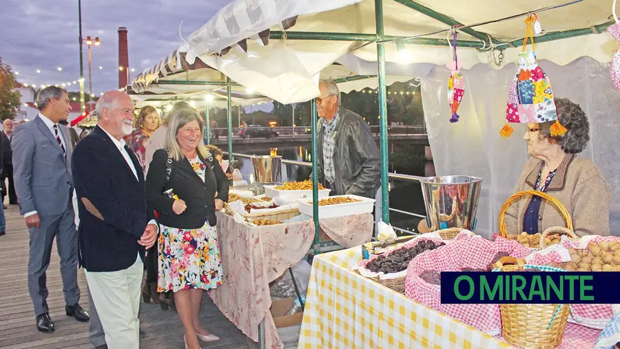 Em Tomar não há Feira de Santa Iria mas não vão faltar os frutos secos Em Tomar não há Feira de Santa Iria mas não vão faltar os frutos secos